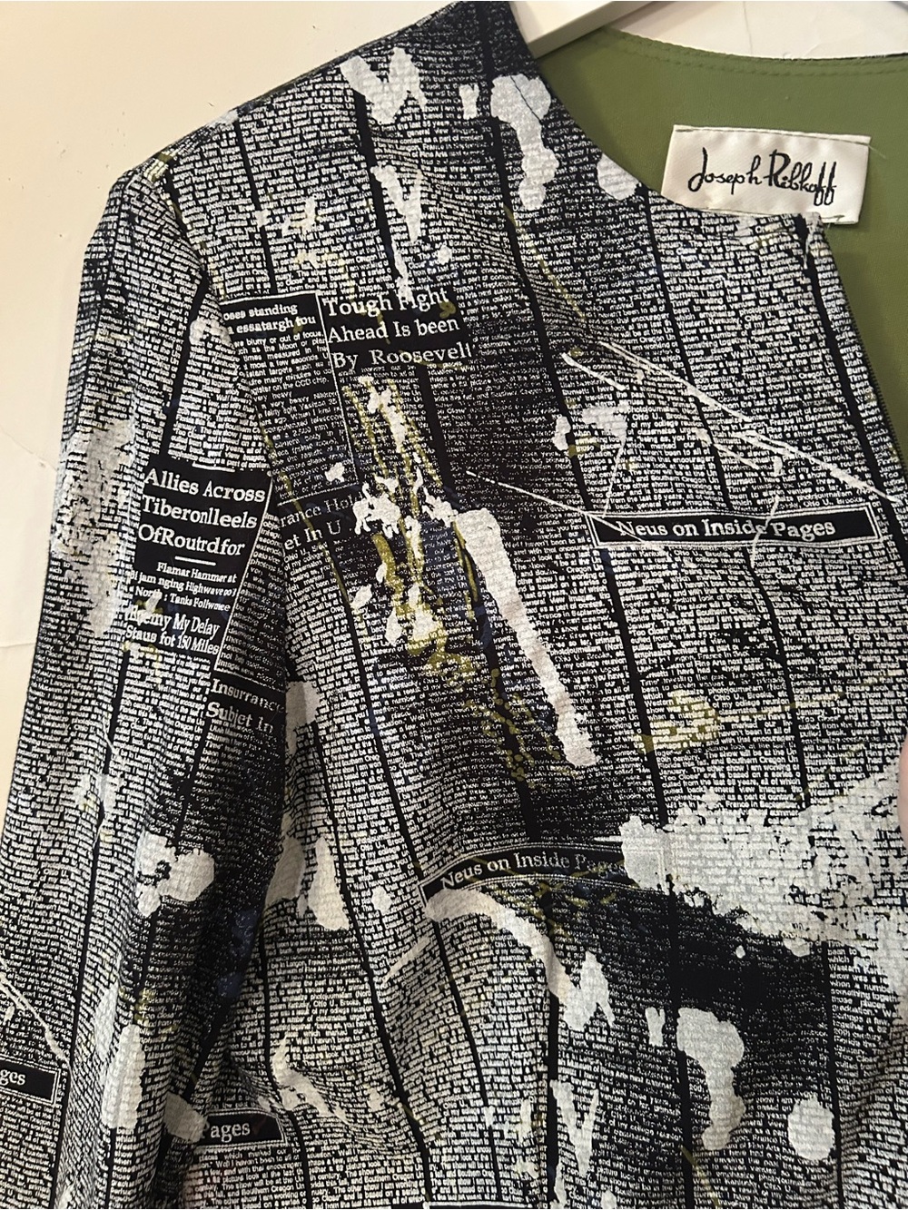 Joseph Ribkoff Women’s Size 12 B&W Newspaper Print Green Shoulder Padded Jacket - Picture 10 of 11